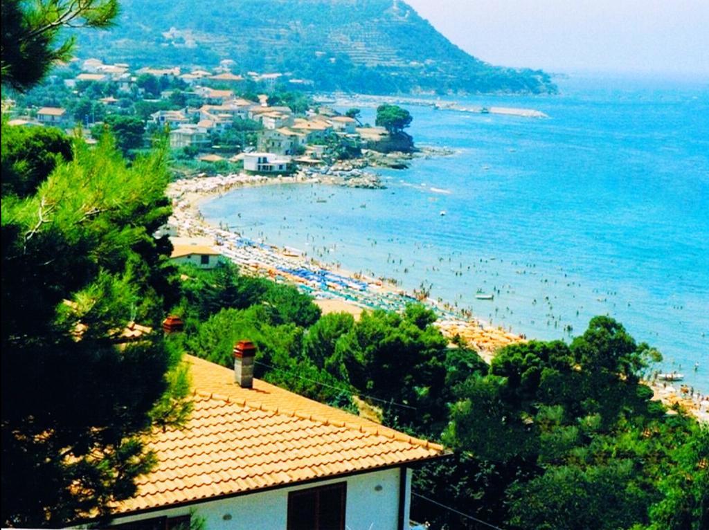 Villa Laura Sea View Apartments Santa Maria di Castellabate Exterior foto